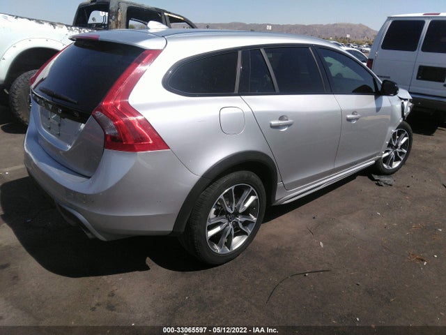 2016 Volvo V60, VIN: YV4612HK1G1015200