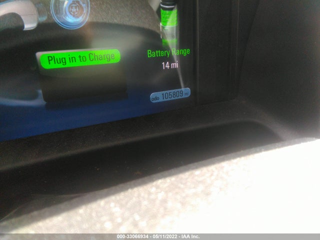 2015 Chevrolet Volt, VIN: 1G1RA6E4XFU123155