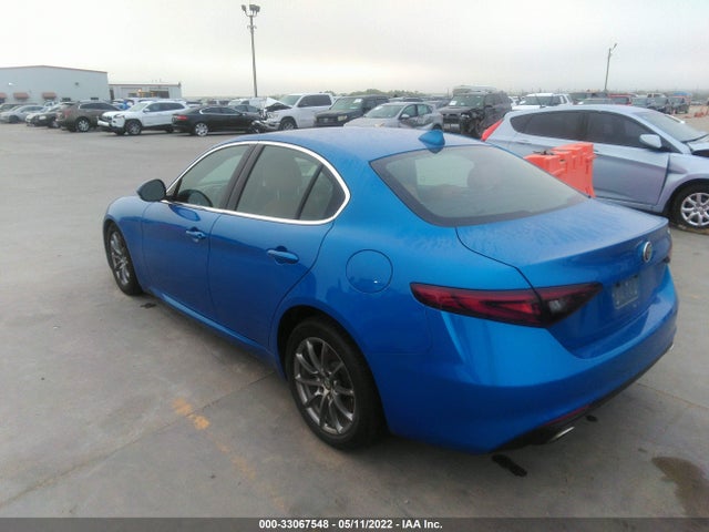 2019 Alfa Romeo Giulia, VIN: ZARFAMAN7K7606744