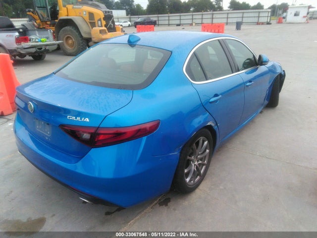 2019 Alfa Romeo Giulia, VIN: ZARFAMAN7K7606744