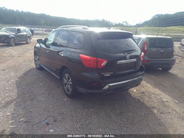 2017 Nissan Pathfinder, VIN: 5N1DR2MN6HC613609