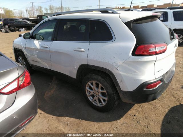 1C4PJMCB2HW665989 Jeep Cherokee Latitude