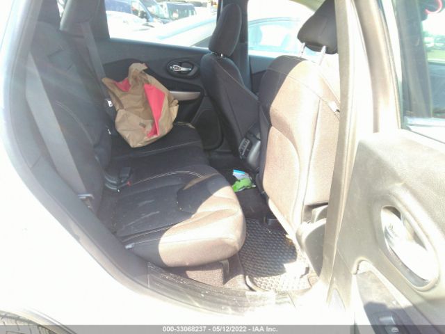 1C4PJMCB2HW665989 Jeep Cherokee Latitude