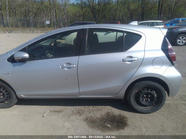 2016 Toyota Prius, VIN: JTDKDTB37G1123515