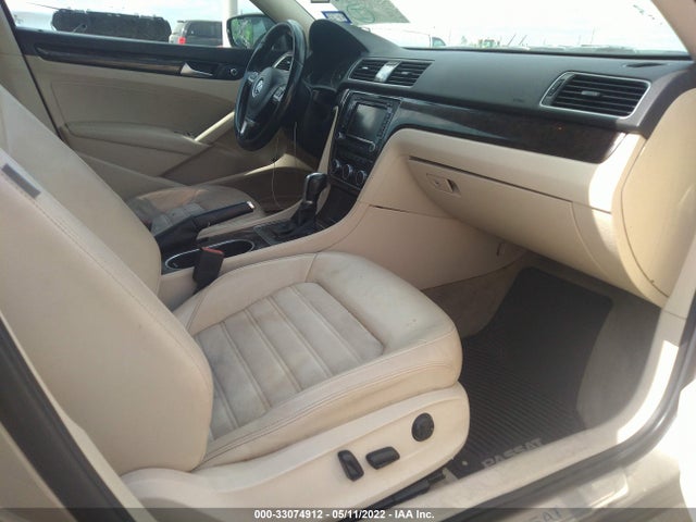 2015 Volkswagen CC, VIN: 1VWCV7A38FC011932