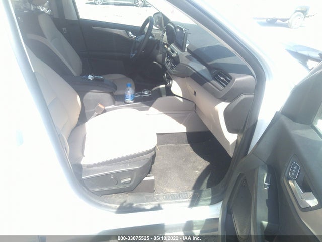 2021 Ford Escape, VIN: 1FMCU0DZ9MUB03941