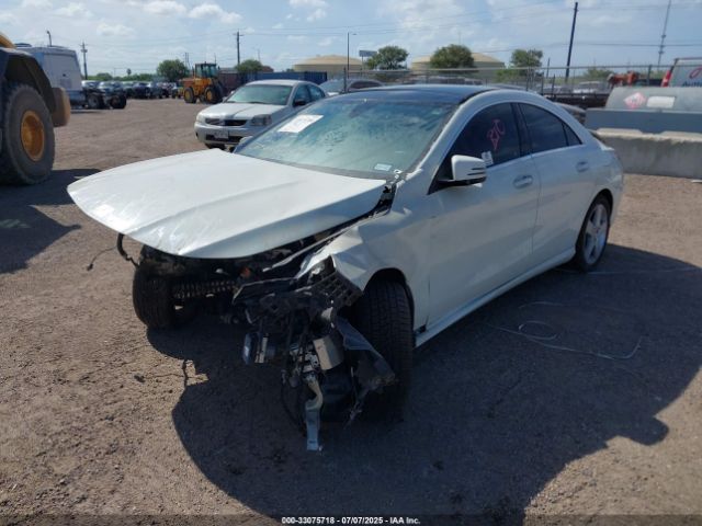 2018 MERCEDES-BENZ CLA 250 WDDSJ4EB2JN569093 Photo 1