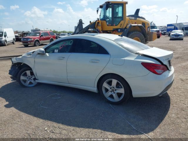2018 MERCEDES-BENZ CLA 250 WDDSJ4EB2JN569093 Photo 2