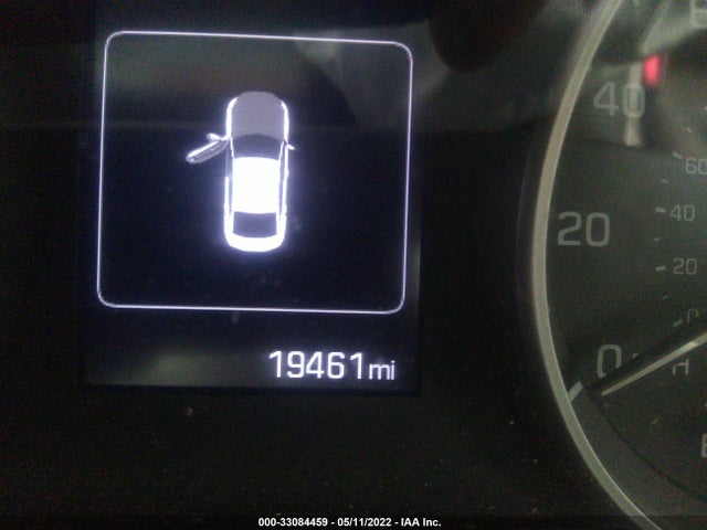 2018 HYUNDAI ELANTRA VIN: 5NPD84LFXJH366876