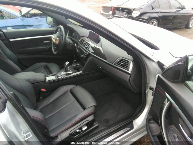 2018 BMW 3 Series, VIN: WBA8Z9C54JB220362