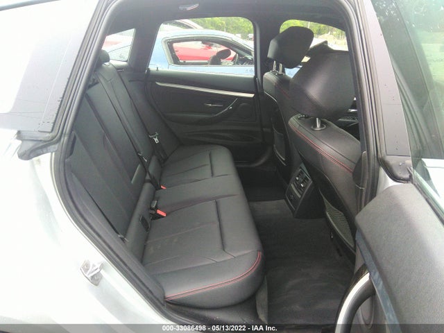 2018 BMW 3 Series, VIN: WBA8Z9C54JB220362