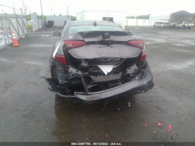 2017 Alfa Romeo Giulia, VIN: ZARFAEEN5H7556550
