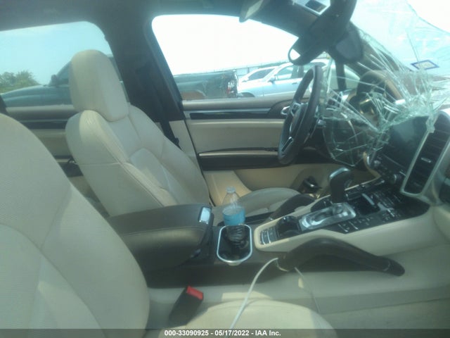 2017 Porsche Cayenne, VIN: WP1AA2A2XHKA81858