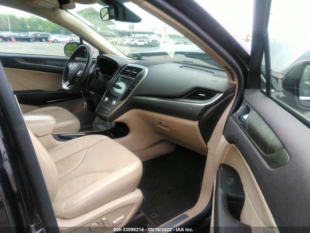 2018 Lincoln MKC, VIN: 5LMCJ3D90JUL18479