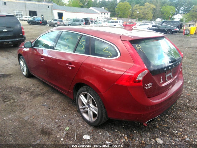 2015 Volvo V60, VIN: YV1612SK4F1227187