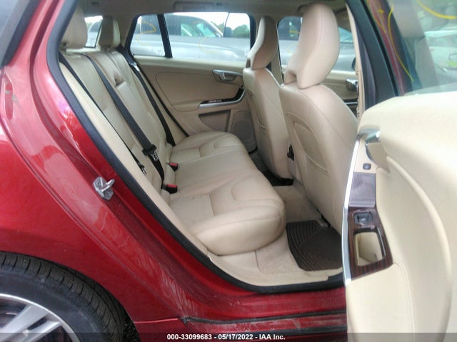 2015 Volvo V60, VIN: YV1612SK4F1227187