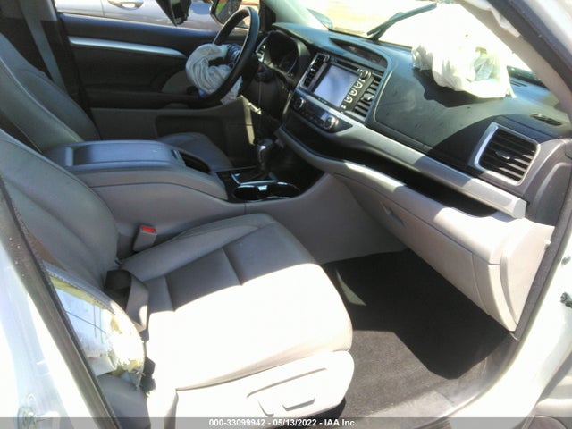 2018 Toyota Highlander, VIN: 5TDJGRFH7JS037305