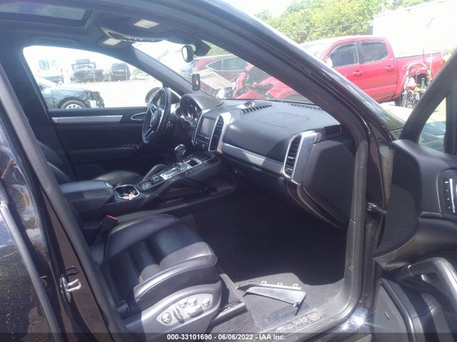 2015 Porsche Cayenne, VIN: WP1AC2A2XFLA80680