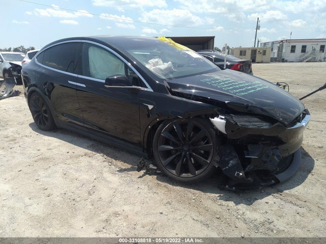 2021 Tesla Model X, VIN: 5YJXCDE29MF324515
