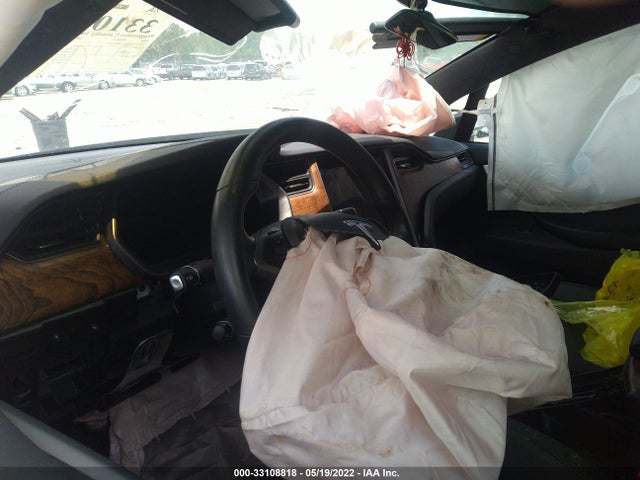 2021 Tesla Model X, VIN: 5YJXCDE29MF324515