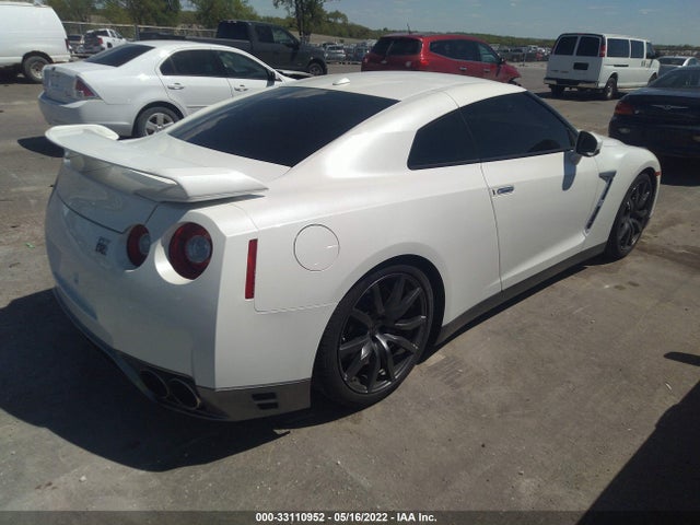 2015 Nissan GT-R, VIN: JN1AR5EF9FM281367