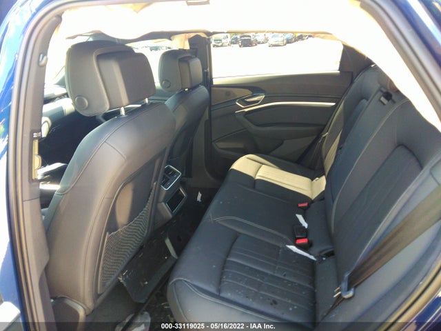 2022 Audi e-tron, VIN: WA1AAAGE5NB013356