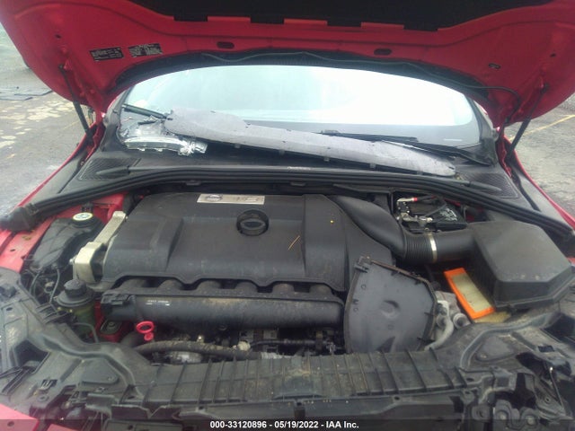 2015 Volvo V60, VIN: YV1902SS0F1247789