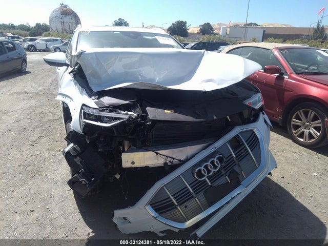 2019 Audi e-tron, VIN: WA1LABGE2KB014779