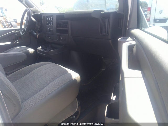 2017 Chevrolet Express, VIN: 1GCWGAFF3H1131940