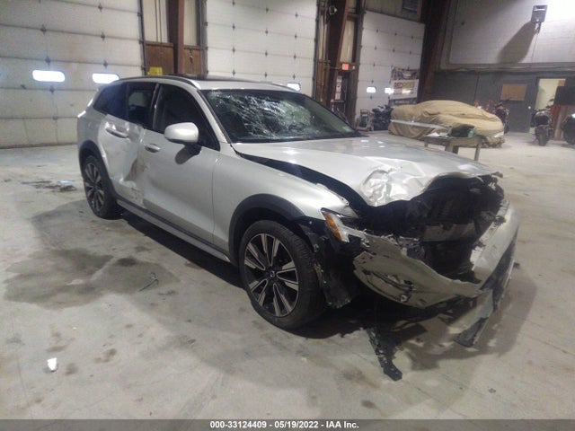 2020 Volvo V60, VIN: YV4102WK0L1031978