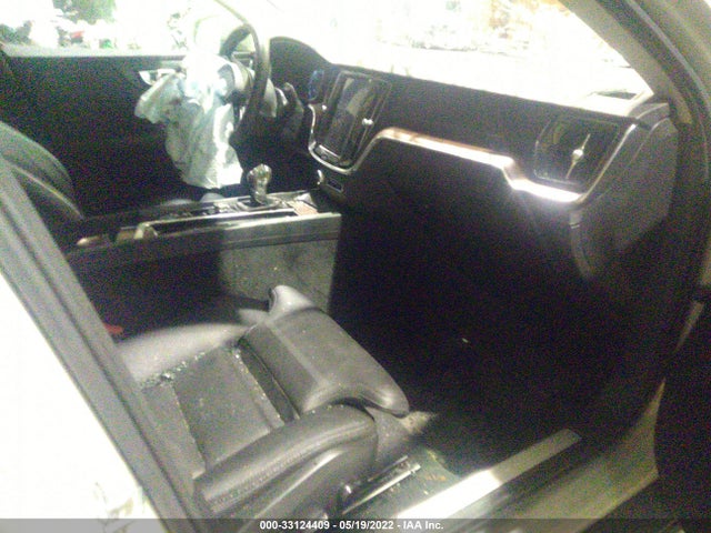 2020 Volvo V60, VIN: YV4102WK0L1031978