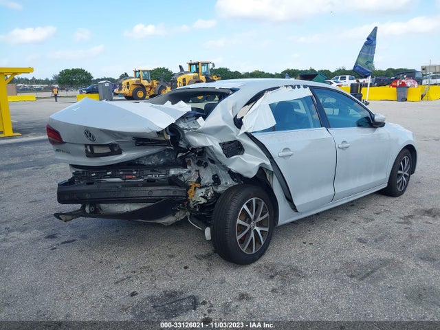 3VWDB7AJ6HM246987 Volkswagen Jetta 1.4t Se