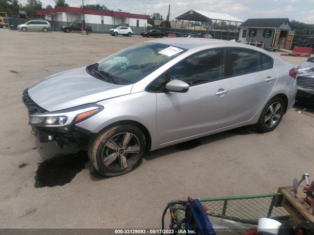 KIA FORTE LX 2018 3KPFL4A72JE250806 Image 2