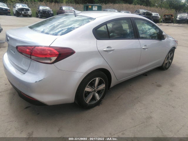 KIA FORTE LX 2018 3KPFL4A72JE250806 Image 4