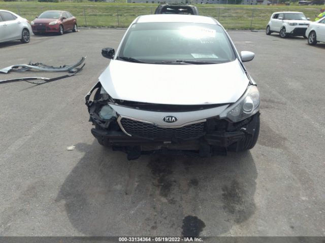 KNAFK4A69F5331764 KIA FORTE LX