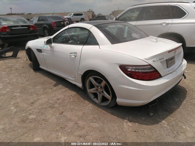 2016 Mercedes-Benz SLK-Class, VIN: WDDPK5HA6GF116562