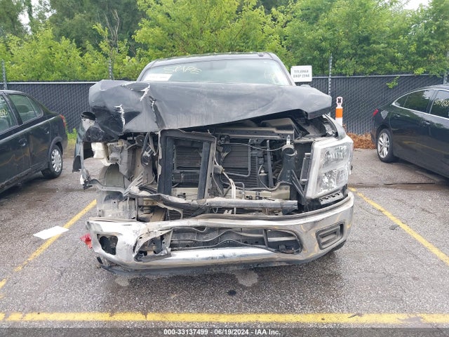 Nissan TITAN SV 2018 1N6AA1EJ3JN532286 Image 11