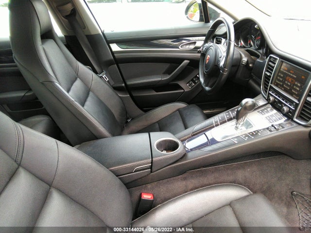 2015 Porsche Panamera, VIN: WP0AA2A71FL000184