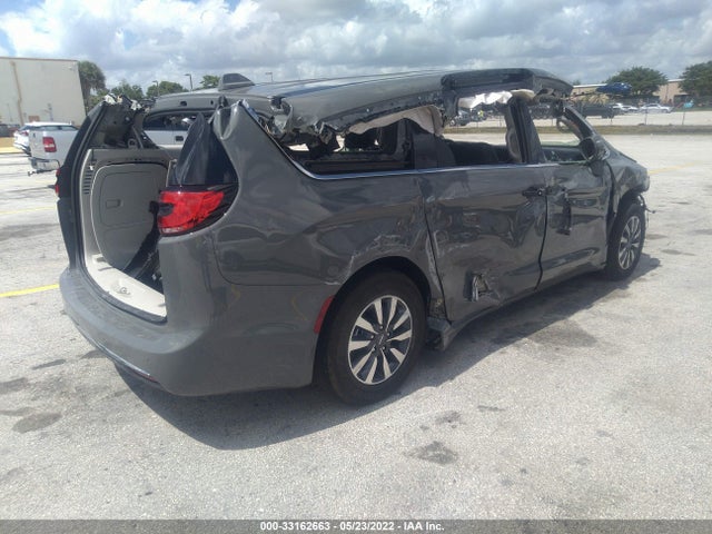 2022 Chrysler Pacifica Hybrid, VIN: 2C4RC1L74NR121043
