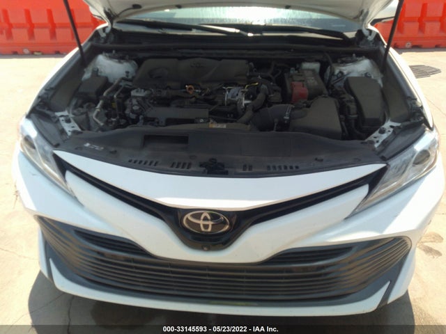 2018 Toyota Camry, VIN: 4T1B11HKXJU145599
