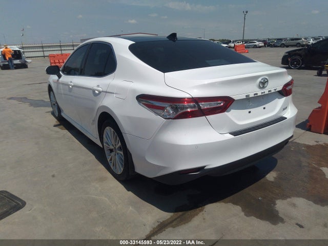2018 Toyota Camry, VIN: 4T1B11HKXJU145599