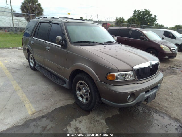 Lincoln Navigator 2001 5LMEU27R21LJ19266 главное изображение