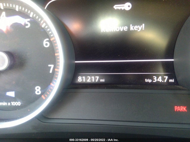 2017 Volkswagen Touareg, VIN: WVGRF7BP3HD002494