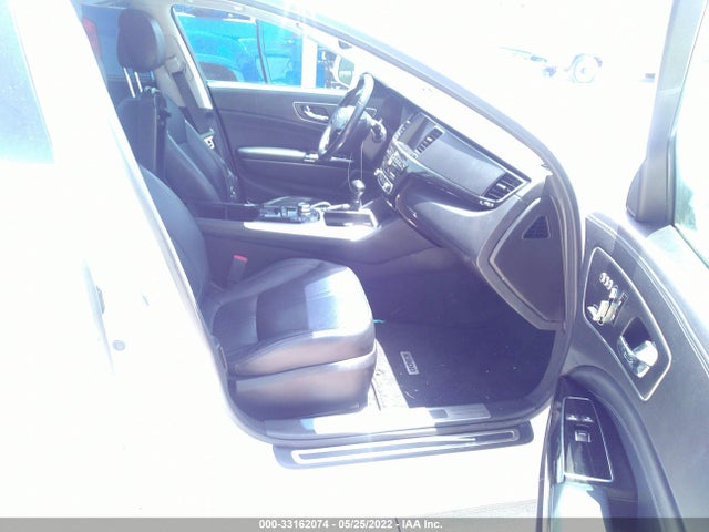 2015 Kia K900, VIN: KNALU4D43F6025659