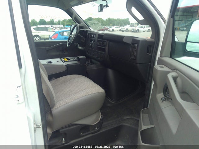 2018 Chevrolet Express, VIN: 1GCWGAFG0J1250530