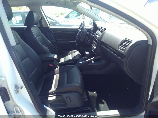 2010 VOLKSWAGEN JETTA SEDAN VIN: 3VWRJ7AJ0AM036058