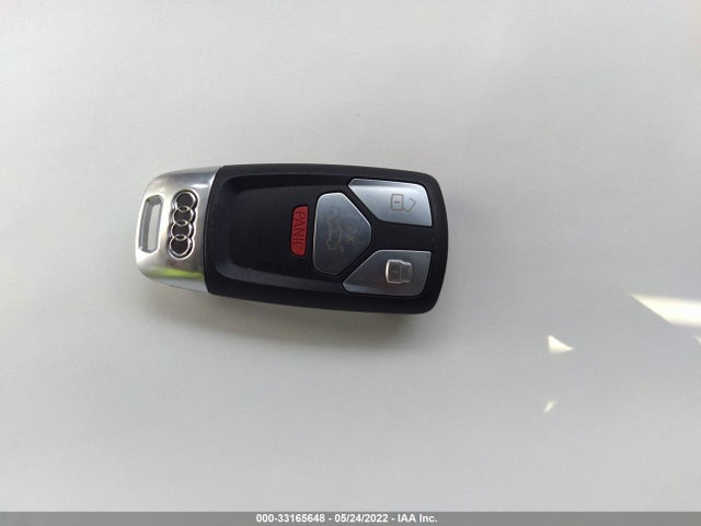 2019 Audi S4, VIN: WAUB4AF46KA035133