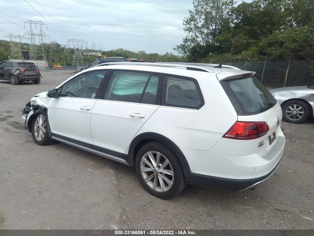 2017 Volkswagen Golf, VIN: 3VWH17AU6HM524494