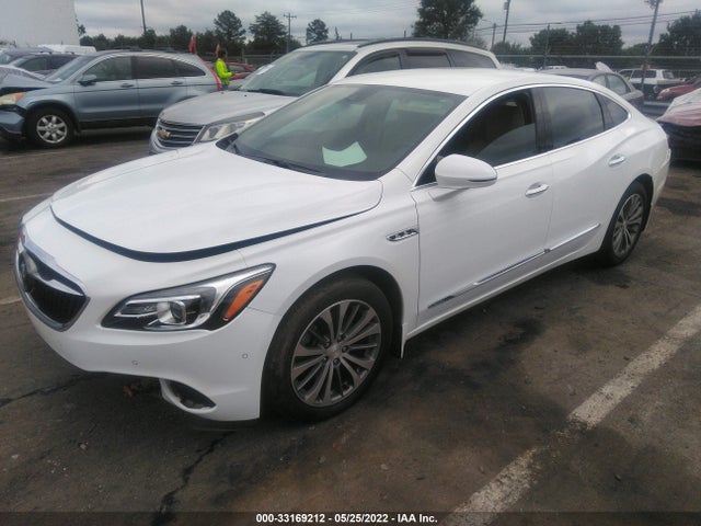 2018 Buick LaCrosse, VIN: 1G4ZR5SS2JU136905