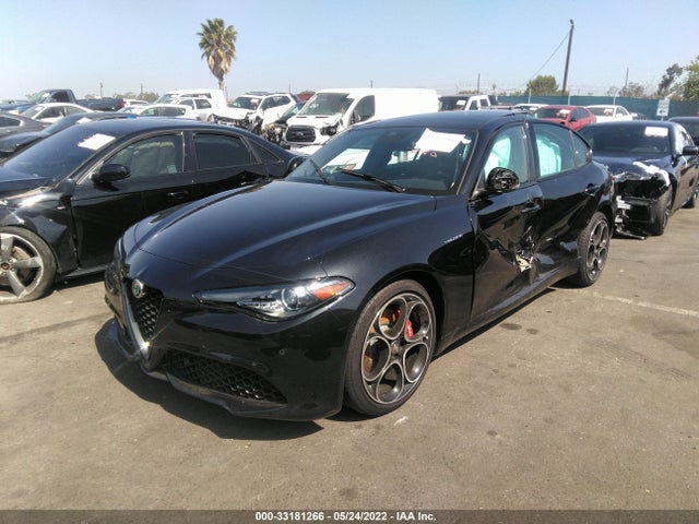 2022 Alfa Romeo Giulia, VIN: ZARFAMBN4N7656942